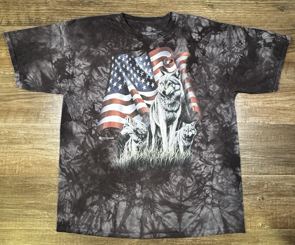 The Mountain Wolf Flag T Shirt Men’s 2XL XXL Tie Dye USA American Wolves Graphic